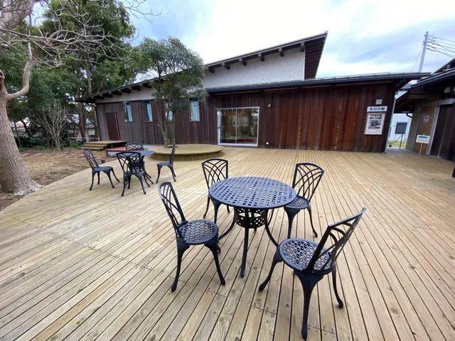 チガサキユカリノジンブツカン