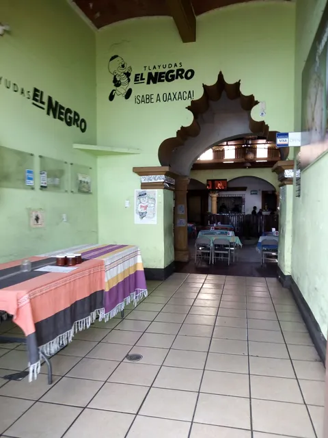 Tlayudas El Negro
