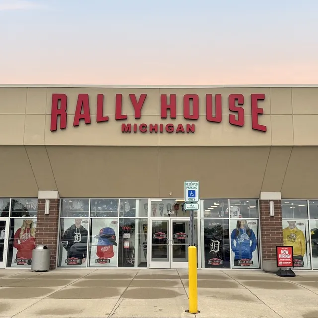 Rally House Macomb Mall