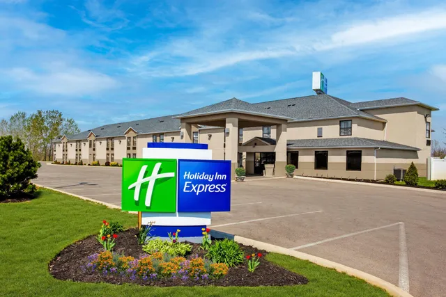 Holiday Inn Express London-I-70 by IHG