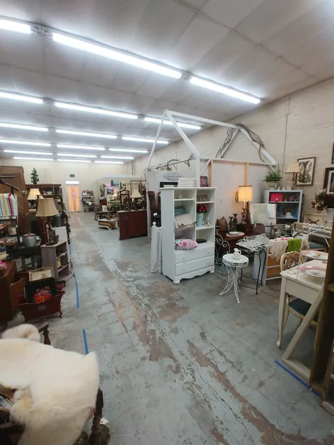 Main Street Antiques & Interiors