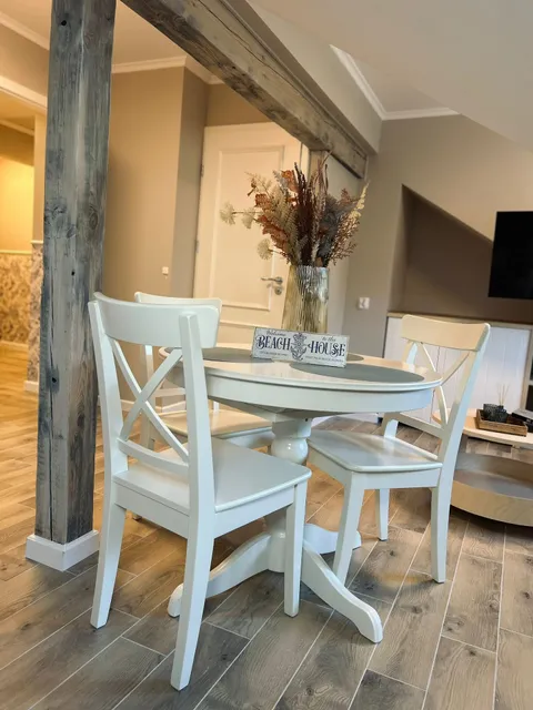 Stacja Bałtyk restauracja / apartamenty