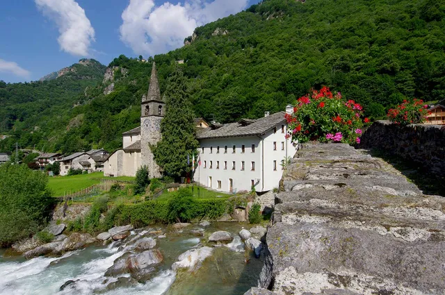 Ostello Ou Crierel - Lillianes (Aosta)