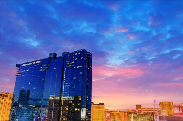 Hilton Grand Vacations Club Elara Center Strip Las Vegas
