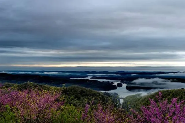 Veterans Overlook at Clinch Mountain
