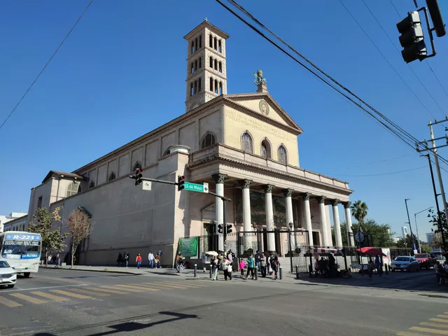 Basílica de Nuestra Señora del Roble
