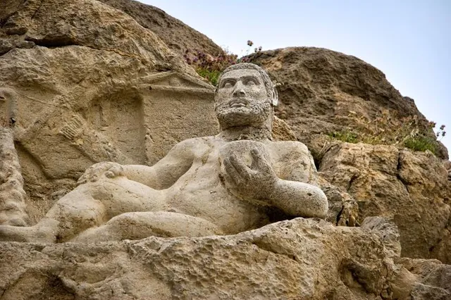 Bistoon historical and cultural complex