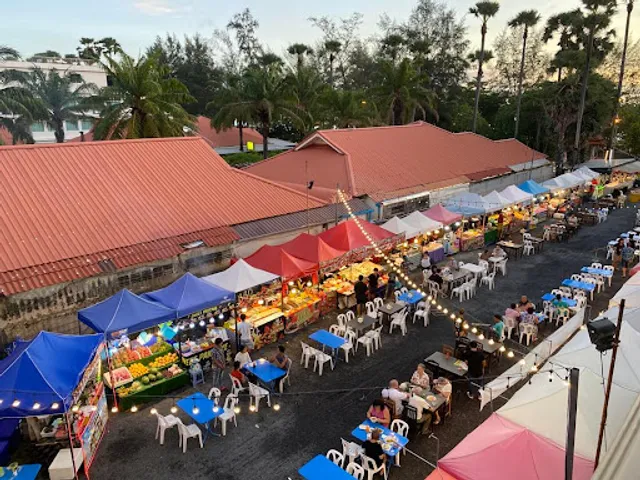 Karon street food market