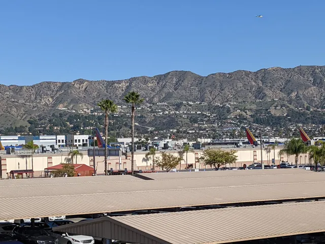 Burbank Airport – North (AV Line)