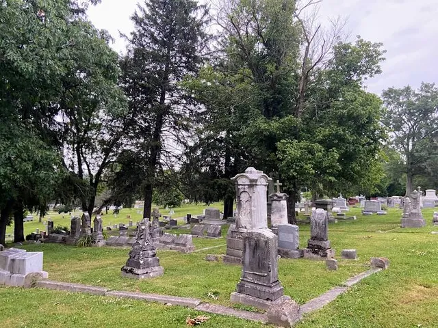 Frankfort Cemetery