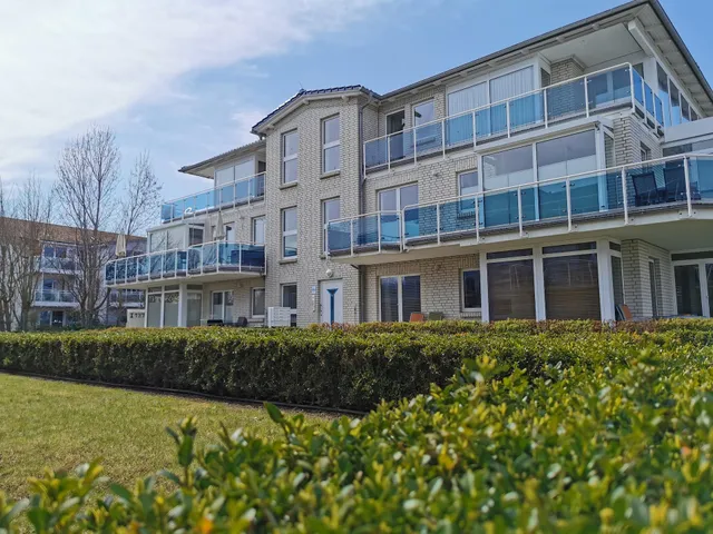 Upstalsboom Apartments residence at the marina