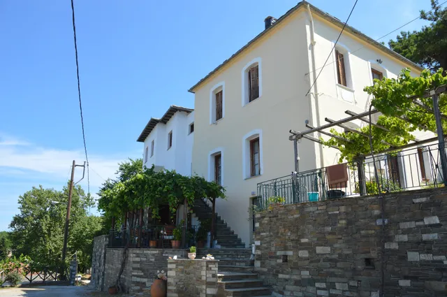 Αμαλία, Ενοικιαζόμενα Δωμάτια