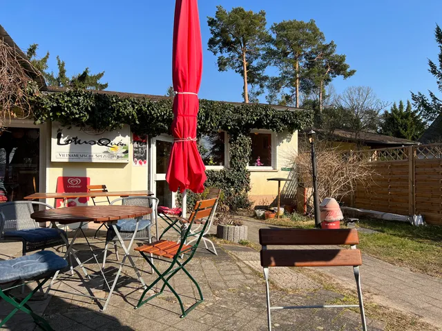 LotusQuán Restaurant