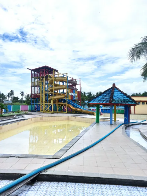 Pemandian Air Panas Sulili Waterboom