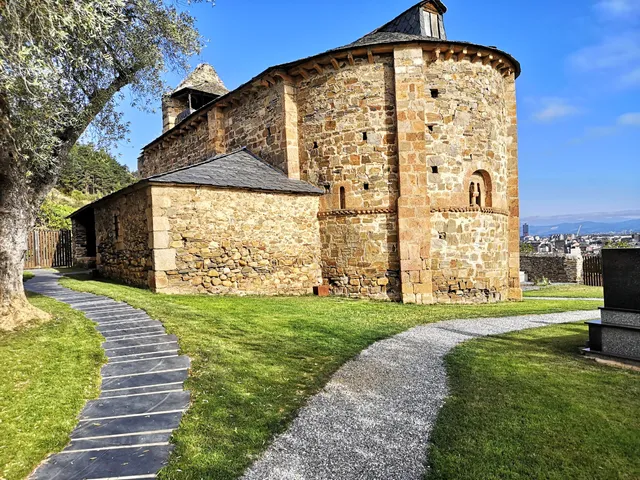 Iglesia de Santa María de Vizbayo