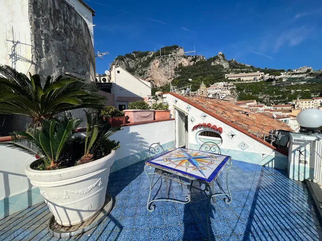 Holidays Baia D'Amalfi