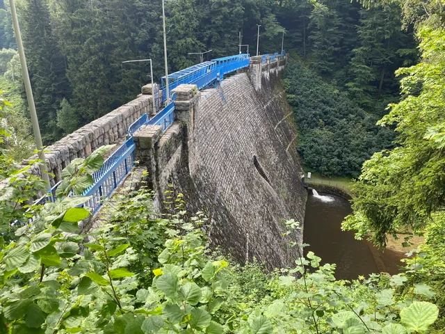 Zapora Wodna Międzygórze