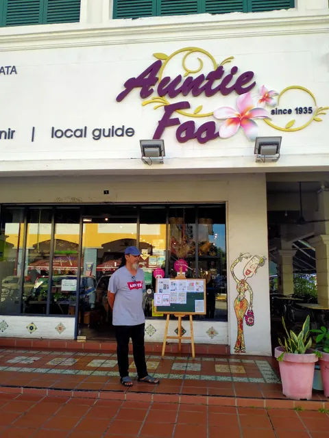 Auntie Foo Cafe