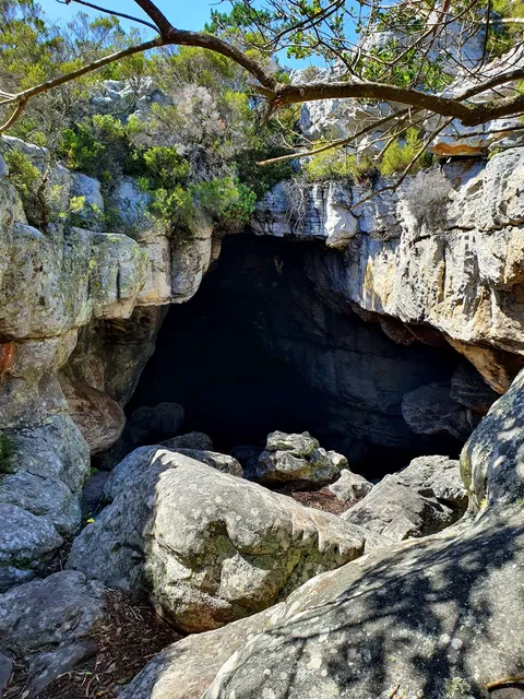 Muizenberg Cave