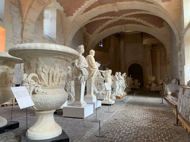 Galerie des Sculptures et des Moulages (Sculptures de Versailles / Gypsothèque du Louvre)