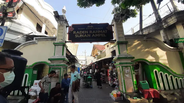 Sunan Ampel Religious Tourism Area