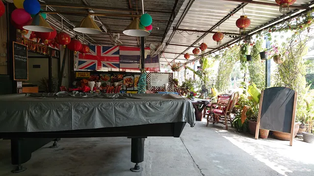 Maya's Cafe & Sausage Shop