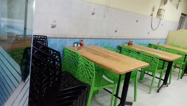 Little Hut The Family Fast Food