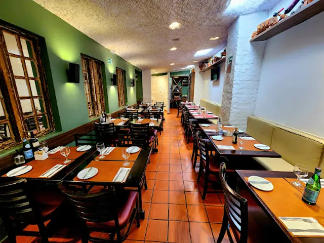 La Pasta & Formaggio Ristorante