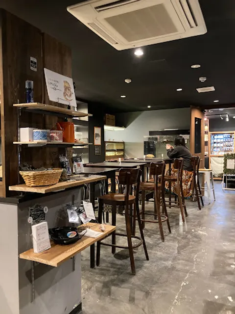 はちゅうるいばー LIRIO