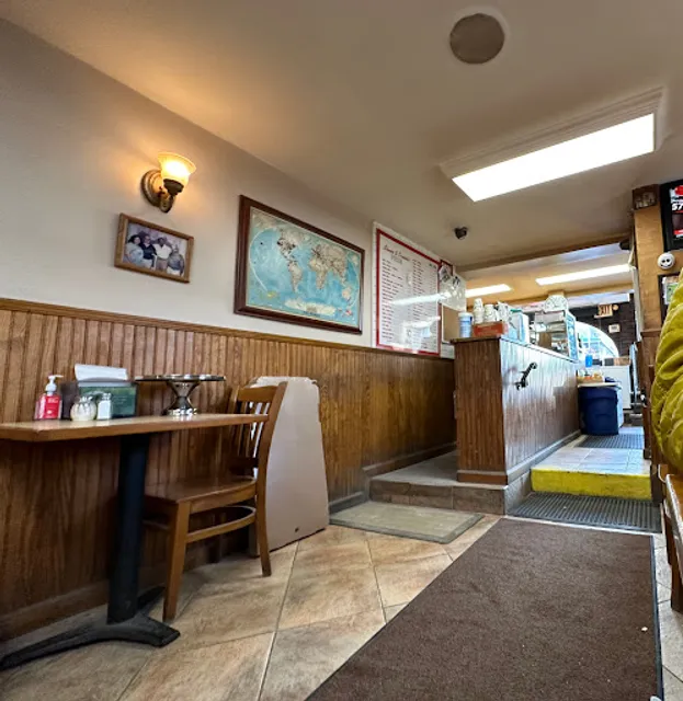 Louie & Ernie's Pizza