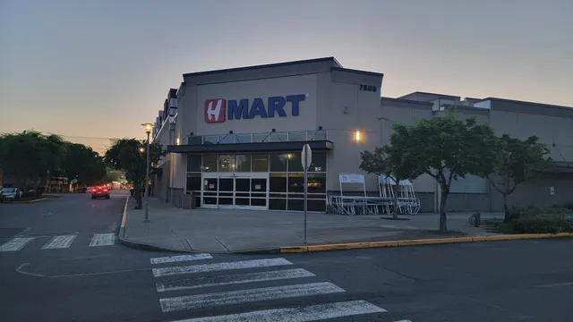 H Mart