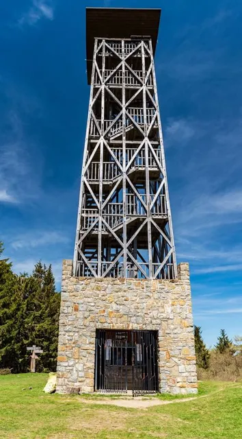 Lookout tower Velký Lopeník