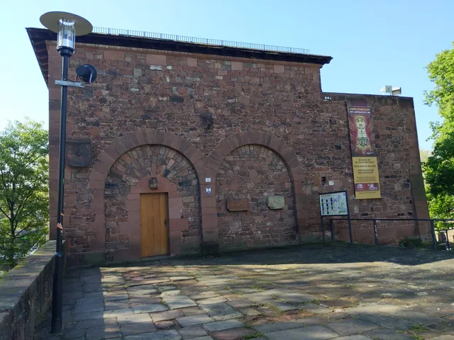 Casimirschloss (Pfalzgrafensaal) mit unterirdischen Gängen