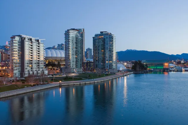 WorldMark Vancouver - The Canadian
