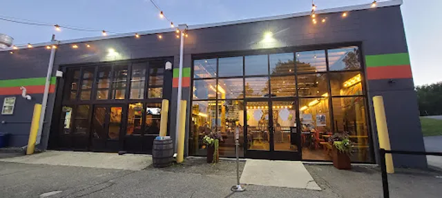 Orono Brewing Company - Tasting Room & Kitchen