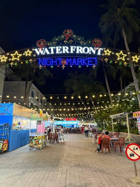 Chợ đêm Ẩm thực Phu Quoc Marina