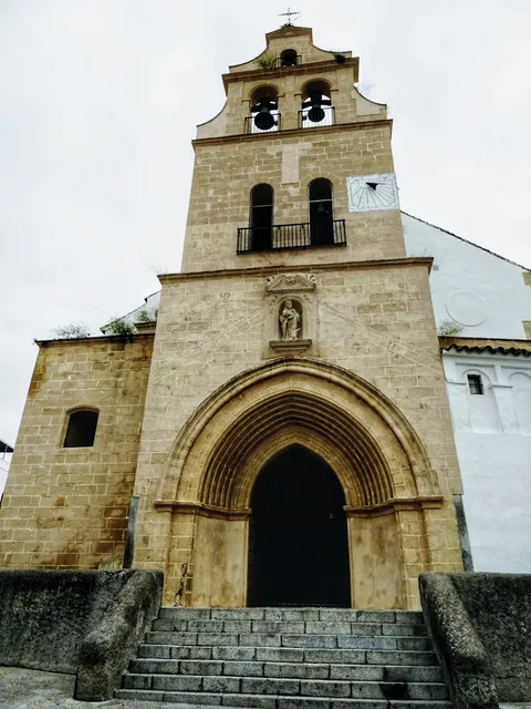 Hermandad de las Tres Caídas - Cofradía de Dolores