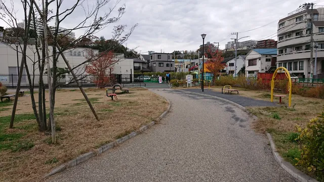 Hoshikawa-chuo Park