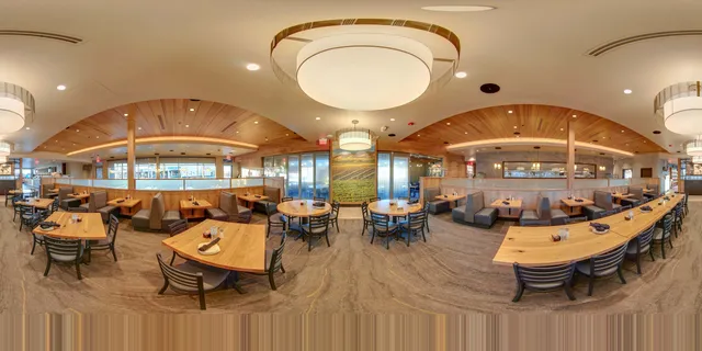 Cooper’s Hawk Winery & Restaurant