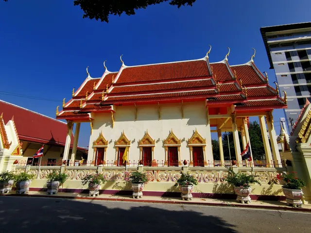 Wat Thong Phum Phuang