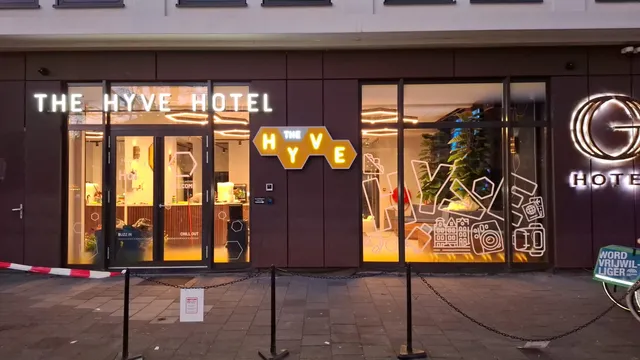 The Hyve Capsule hostel Amsterdam