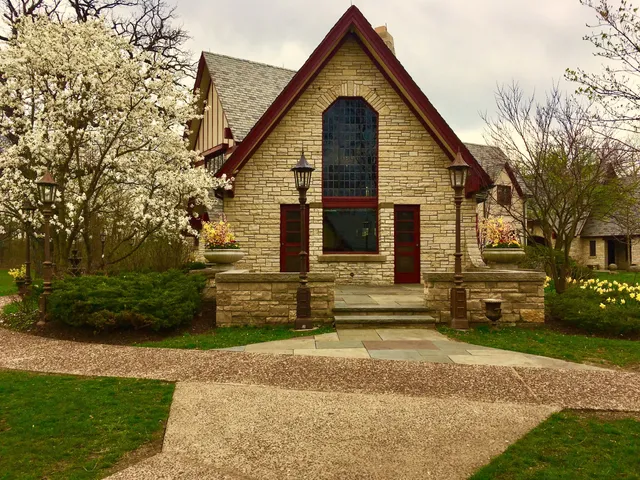 Kennicott's Grove Nature Preserve