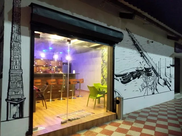 Le Chéri Pondy Marinaa