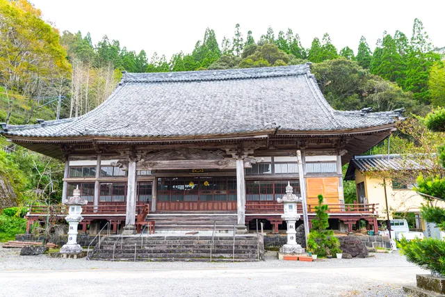 Tetsushiroyama Zencho Temple