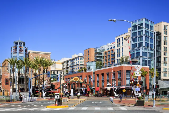 Sentral San Diego Gaslamp Quarter