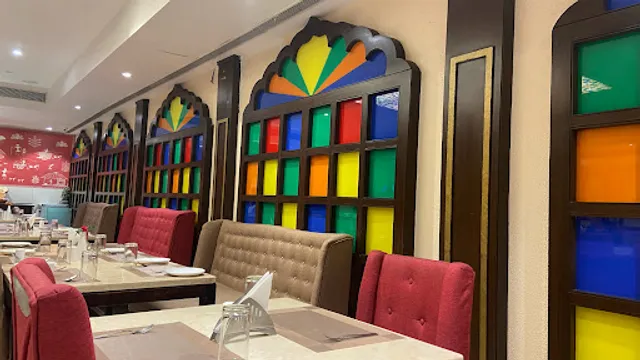 Clove - Vegetarian Indian & Chinese Restaurant by The Platinum Hotel