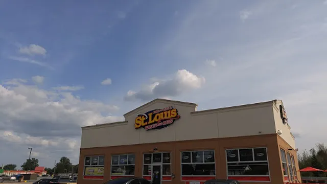 St. Louis Bar & Grill