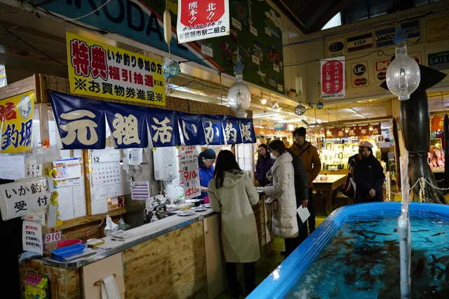 Hakodate Morning Market Ekini Market Live Squid Fishing Moat