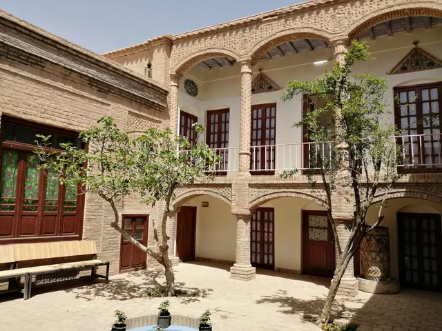 Pardeli historical house