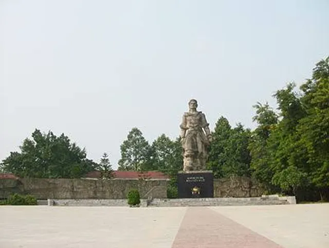 Đống Đa Mound